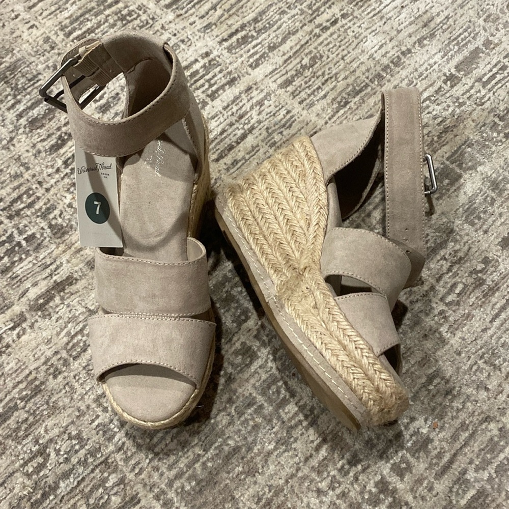 New Universal Thread Wedges